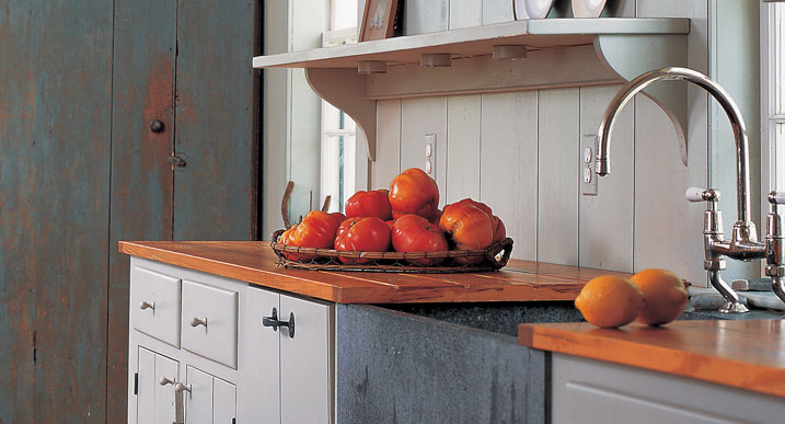 Tomatoes in a basket on the counter, Sarah Nettleton Architects